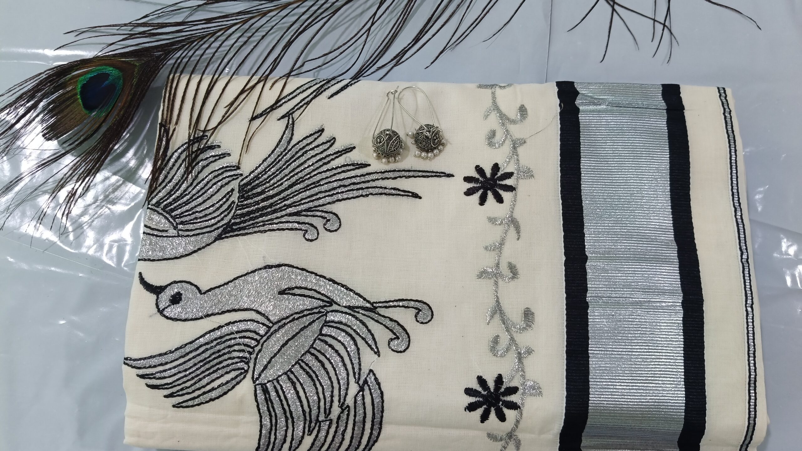 Handloom saree - Image 3