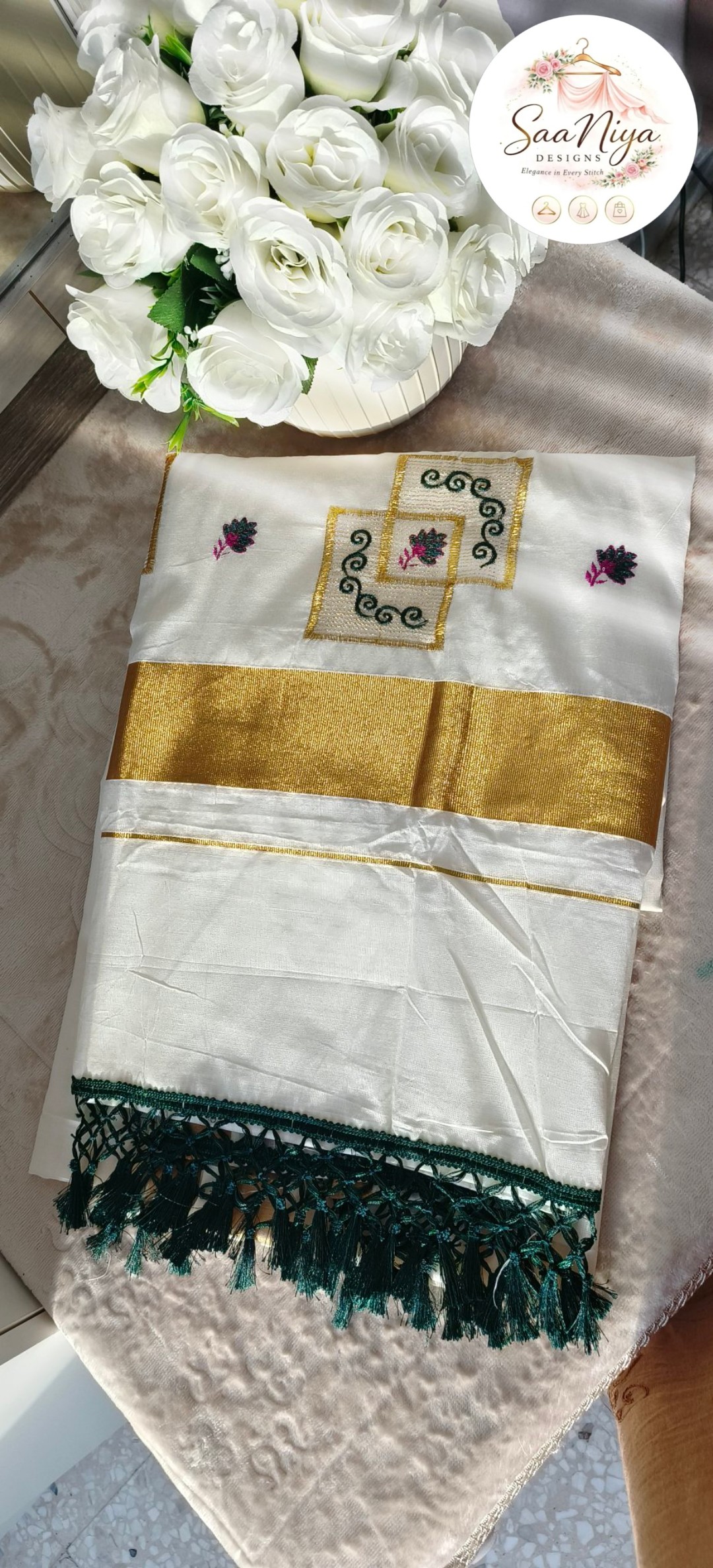 Premium Handloon Embroidered Kasavu saree - Image 2
